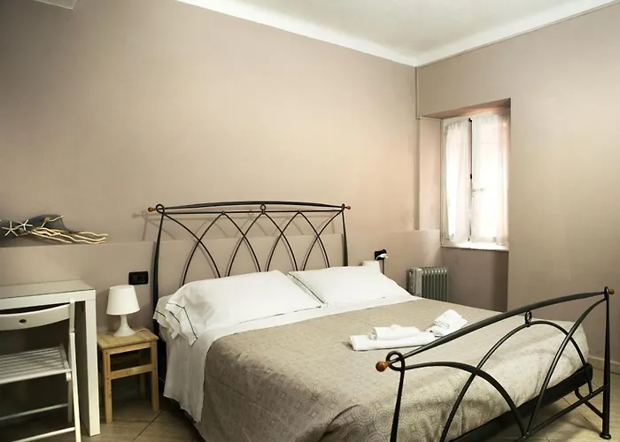 Vernazza2010 Rooms
