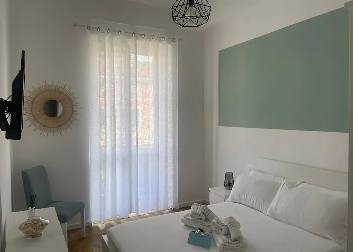 VERDE Ridi Che Ti Passa Alassio