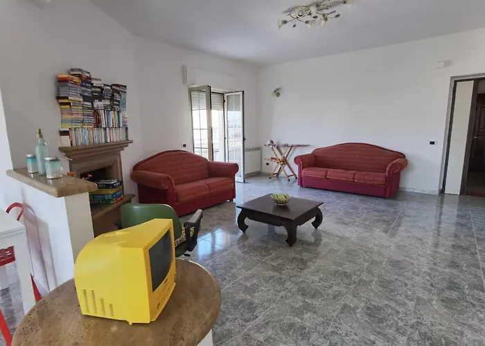 Bed and Breakfast Rosy House Scalea