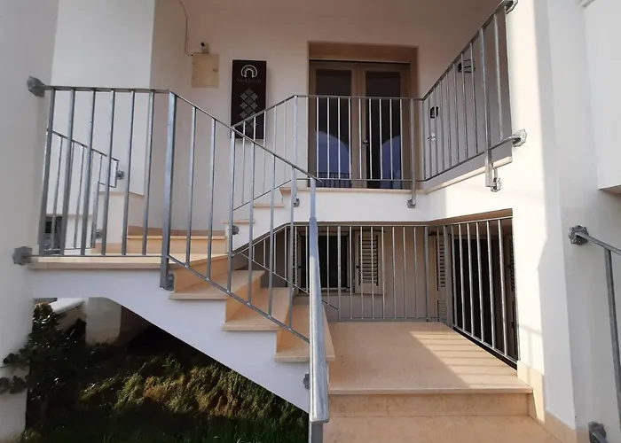 Shekhinah Bed And Breakfast Home Restaurant Maruggio