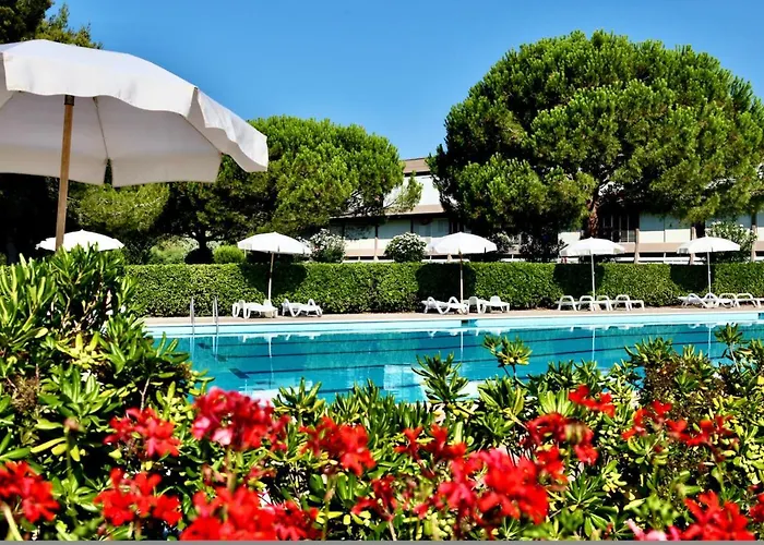 Isa-Studio 3 Beds In Residence With Swimming-Pool Bed And Bath Linen Included Marina Di Bibbona