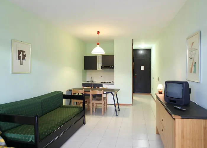Studio 2 Beds In Residence With Swimming-Pool Bed And Bath Linen Included Marina Di Bibbona