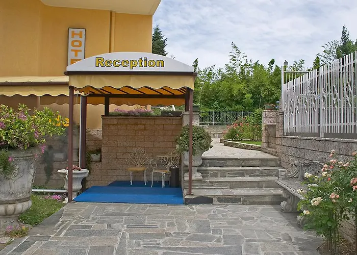 Hotel Quattro Strade Garbagnate Milanese