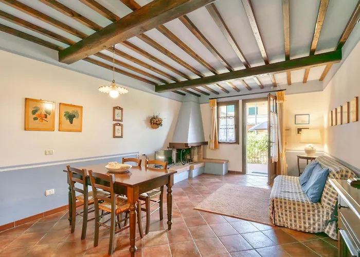 Isa-Holiday-Home With Swimming-Pool In San Gimignano, Apartments With Air Conditioning And Private Outdoor Area