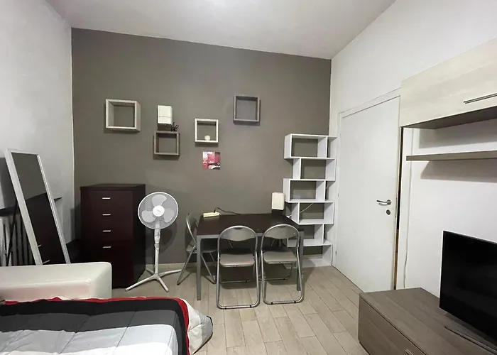 The Red Apartment2 Milano