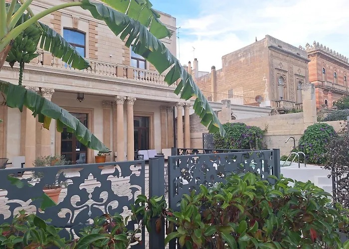 Bed and Breakfast Dimora Charleston Lecce parcheggio privato in loco gratis
