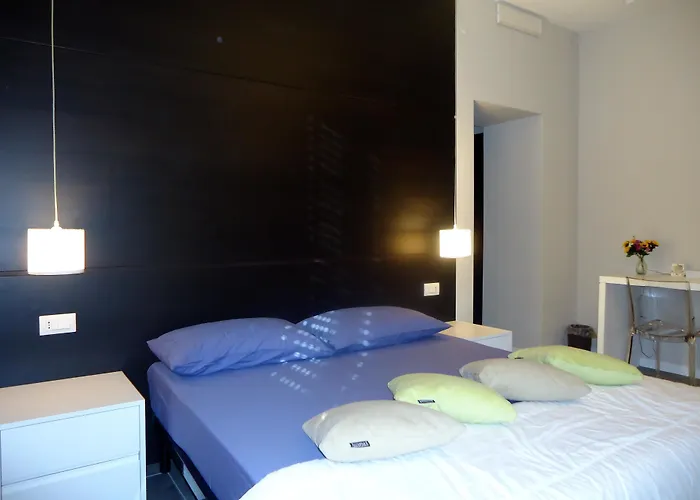 Dea Roma Inn