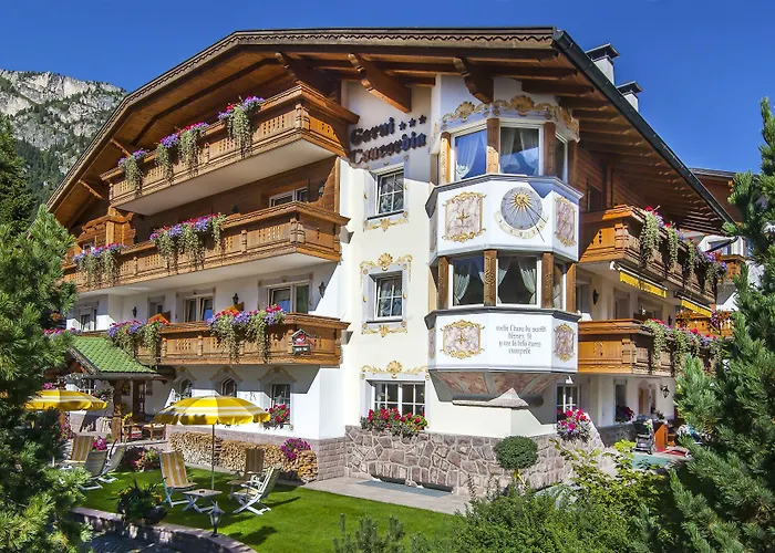 Hotel Garni Concordia - Dolomites Home Selva di Val Gardena