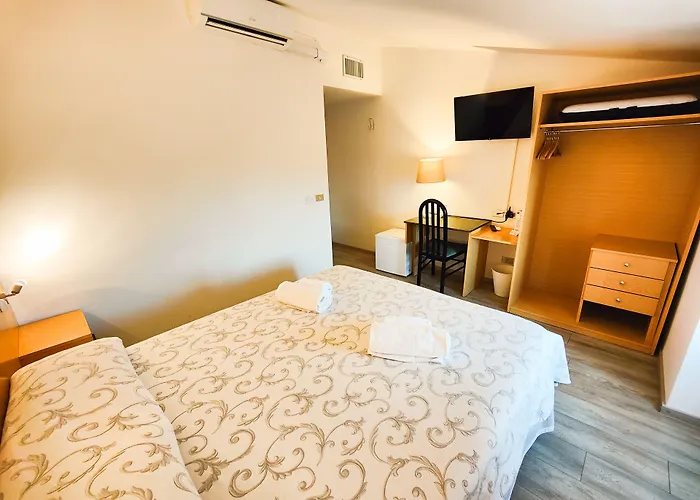 Albergo B&B Tenesi Manerba del Garda