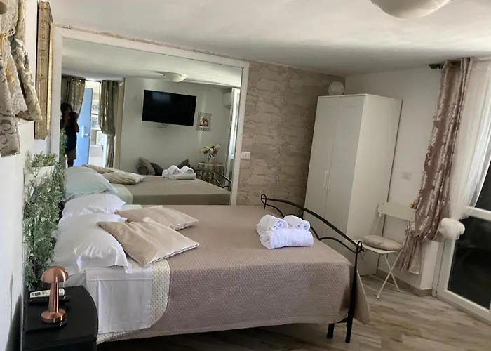 Bed and Breakfast Laviniahouse Nettuno