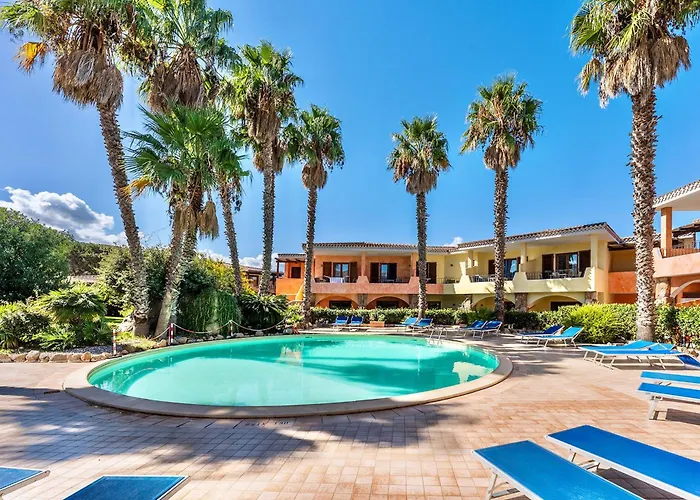 Isa-Apartments With Air Conditioning And Outdoor Private Space In Residence With Swimming-Pool In Palau, Only 150 Meters From The Sea