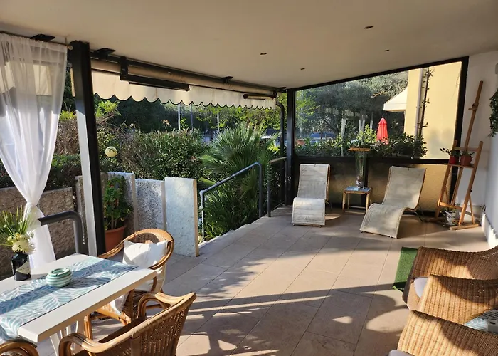 Hotel Marina Torri Del Benaco