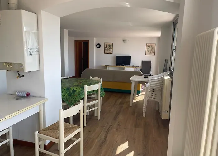 Apartament 2 Bedroom With One Bathroom And Penthouse Apartament 3 Bedroom And 2 Bathroom Included With Umbrella And Sunbeds Lido Adriano