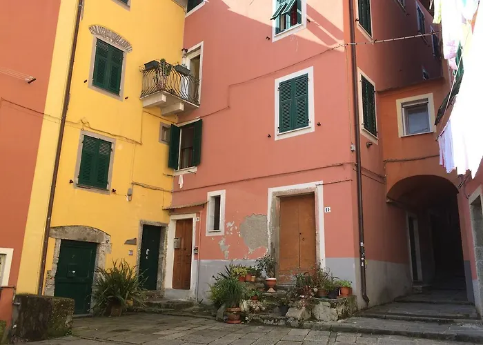 Jolly Roger Affittacamere La Spezia