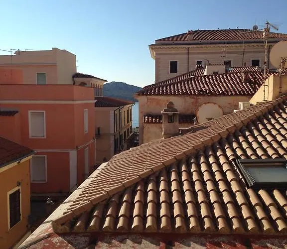 B&B Affittacamere Via del Centro La Maddalena 