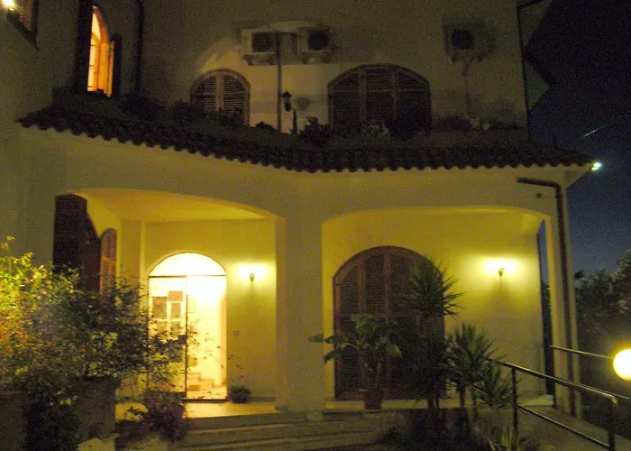 Residence Gnura Momma Locri