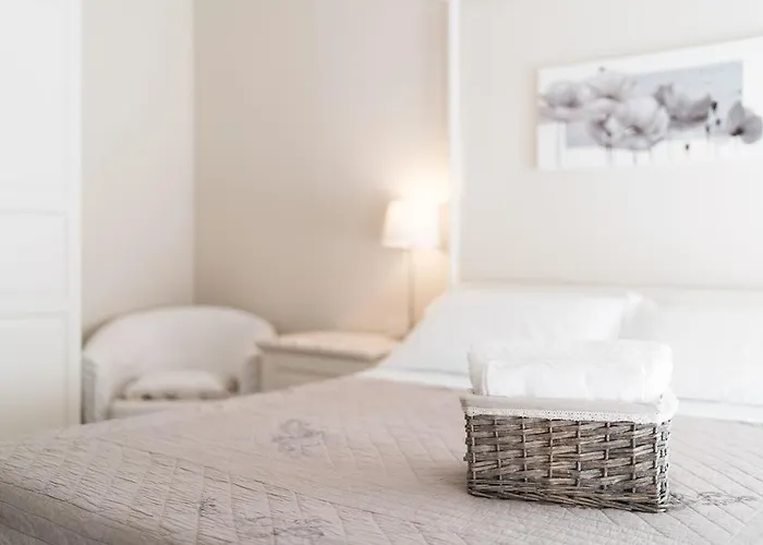 Hotel BED in BO Saragozza Bologna