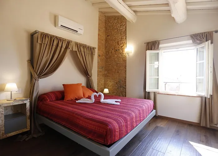 Il Maramaldo Bed&Breakfast-Restaurant Lajatico